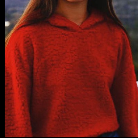 Red cropped hoodie - Picture 2 of 2